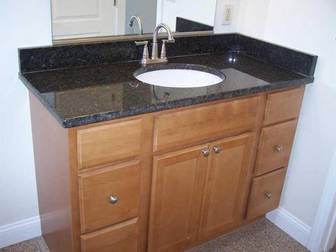 67 Oakton St, Woonsocket, RI 02895 photo 5