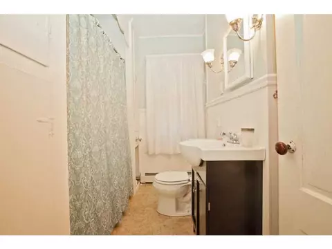129 Constitution St, Bristol, RI 02809 photo 16