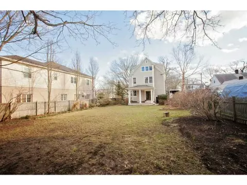 129 Constitution St, Bristol, RI 02809 photo 24