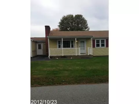 10 Asylum Rd, Warren, RI 02885 photo 1