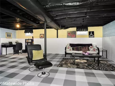 82 Model Ave, Warwick, RI 02889 photo 15
