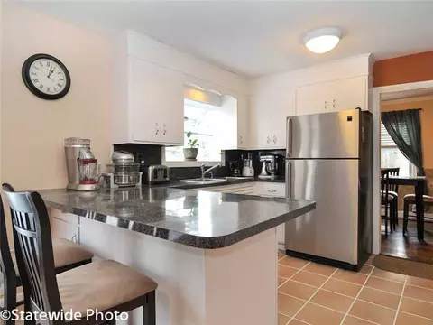 82 Model Ave, Warwick, RI 02889 photo 7