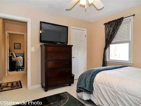82 Model Ave, Warwick, RI 02889 photo 18