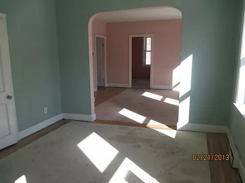 95 Farm St, Woonsocket, RI 02895 photo 3