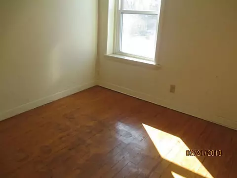 95 Farm St, Woonsocket, RI 02895 photo 7