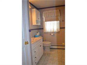 22 Lilac Ave, Woonsocket, RI 02895 photo 10