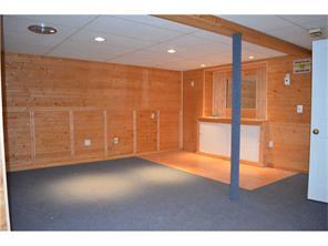 22 Lilac Ave, Woonsocket, RI 02895 photo 16