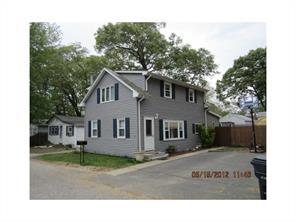 68 Oakhurst Ave, Warwick, RI 02889 photo 1