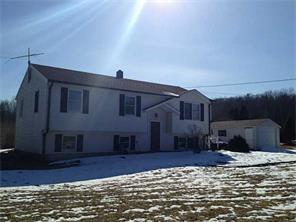 15 Roper Rd, Moosup, CT 06354 photo 2