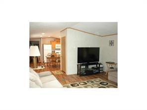 47 Maplewood Dr, Mapleville, RI 02839 photo 3