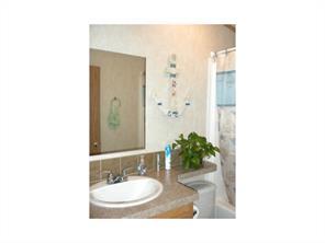 47 Maplewood Dr, Mapleville, RI 02839 photo 10