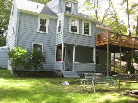 130 Bourassa Ave, Woonsocket, RI 02895 photo 8