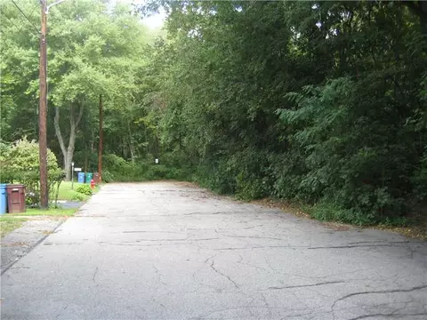 130 Bourassa Ave, Woonsocket, RI 02895 photo 14