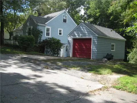 130 Bourassa Ave, Woonsocket, RI 02895 photo 13