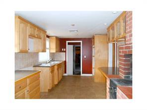70 Honeysuckle Rd, Warwick, RI 02888 photo 8