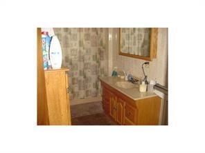114 Bennett St, Woonsocket, RI 02895 photo 9