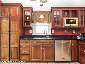 130 Aspinet Dr, Warwick, RI 02888 photo 8