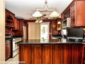 130 Aspinet Dr, Warwick, RI 02888 photo 3