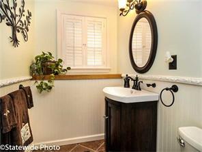 130 Aspinet Dr, Warwick, RI 02888 photo 17