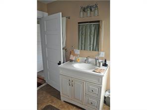 356 Winter St, Woonsocket, RI 02895 photo 18