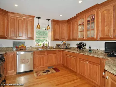 190 W Main Rd, Little Compton, RI 02837 photo 5