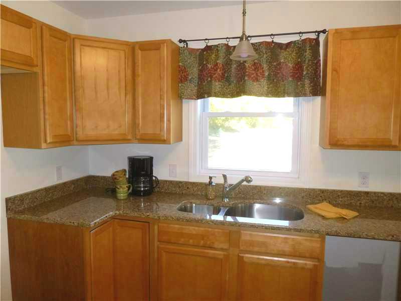 4 Covington Ct, Westerly, RI 02891 photo 5