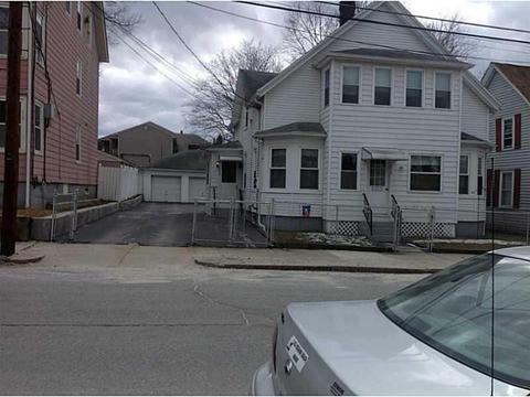 152 Newland Ave, Woonsocket, RI 02895 photo 1