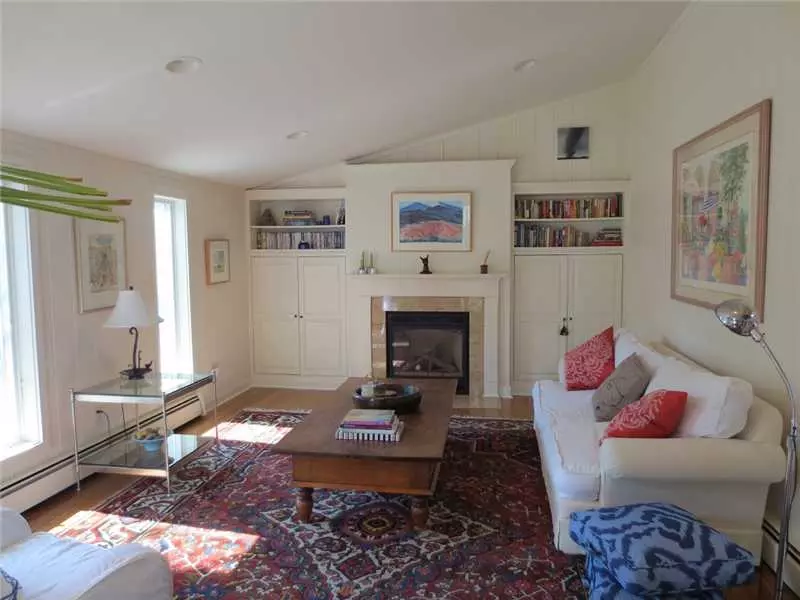  2 Glenfield Rd, Barrington, RI 02806 photo 8