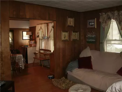 40 Unity St, Woonsocket, RI 02895 photo 7