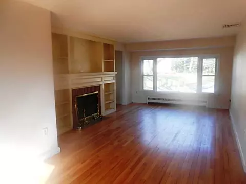 255 Lansdowne Rd, Warwick, RI 02888 photo 14