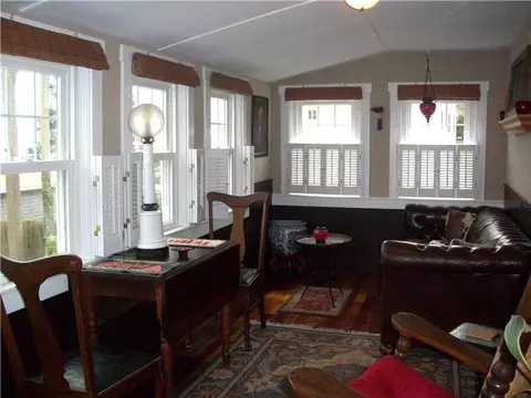 37 Laurel Ln, Warren, RI 02885 photo 4
