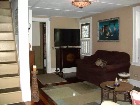 37 Laurel Ln, Warren, RI 02885 photo 2