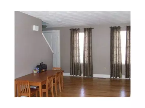 14 Darrow Dr, Warwick, RI 02886 photo 7