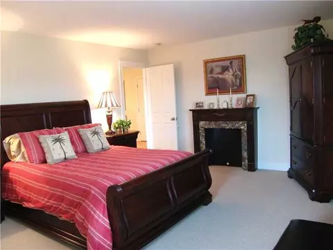 44 Paddock Ln, Middletown, RI 02842 photo 14
