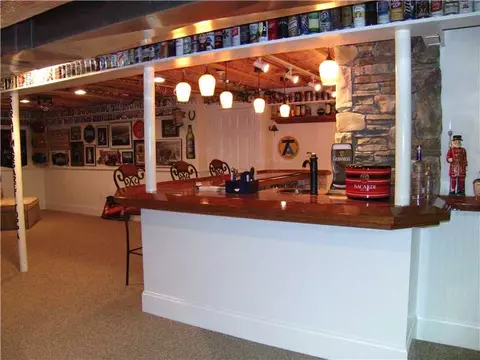 44 Paddock Ln, Middletown, RI 02842 photo 21
