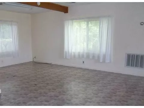 108 Covington Dr, Warwick, RI 02886 photo 8