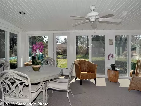 98 Hess Ave, Warwick, RI 02889 photo 14