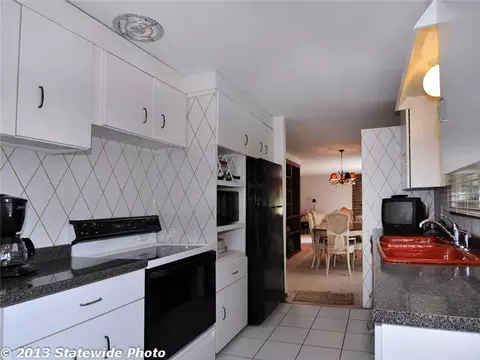 98 Hess Ave, Warwick, RI 02889 photo 8
