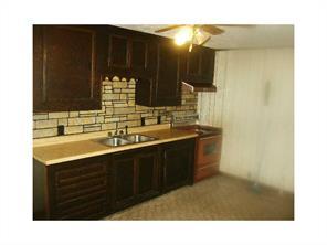 157 Lucille St, Woonsocket, RI 02895 photo 2