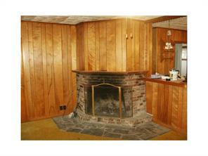 157 Lucille St, Woonsocket, RI 02895 photo 7