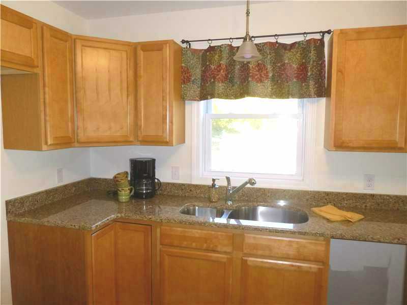 3 Covington Ct, Westerly, RI 02891 photo 3