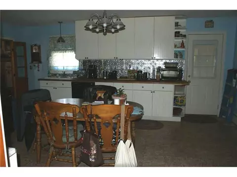 205 Second Ave, Woonsocket, RI 02895 photo 4