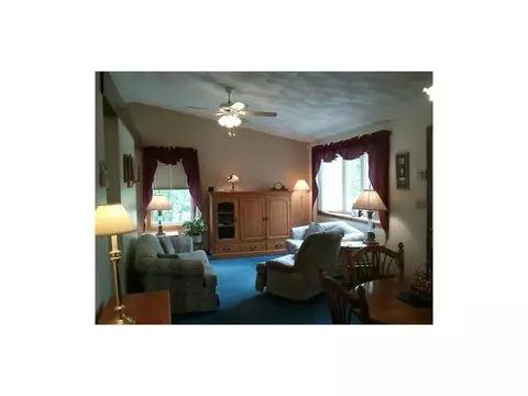 137 All Saints St, Woonsocket, RI 02895 photo 4