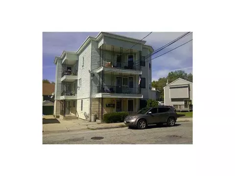 44 Florida St, Woonsocket, RI 02895 photo 1