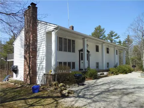134 E Killingly Rd, Foster, RI 02825 photo 2