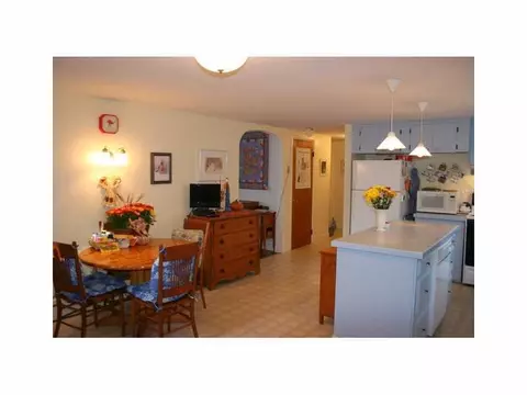 25 Boiling Spring Ave, Westerly, RI 02891 photo 7