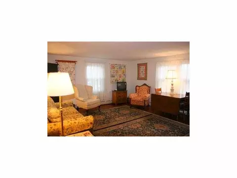 25 Boiling Spring Ave, Westerly, RI 02891 photo 10