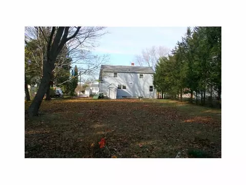 25 Boiling Spring Ave, Westerly, RI 02891 photo 5
