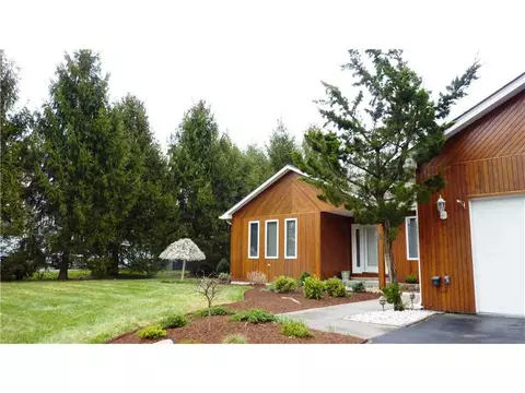 25 Fox Ridge Dr, Cranston, RI 02921 photo 20