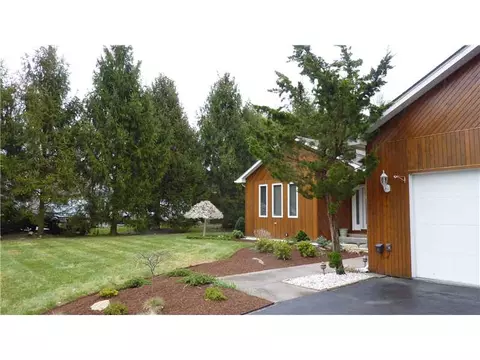 25 Fox Ridge Dr, Cranston, RI 02921 photo 18